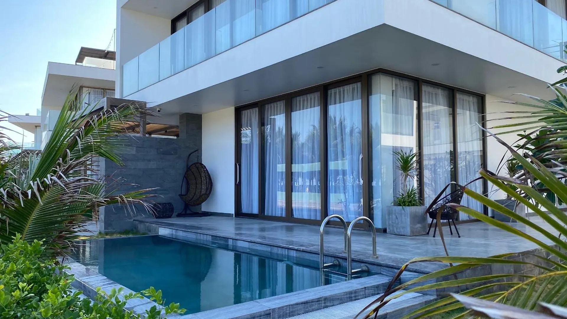 Villa Bien Vung Tau 093 - 273 -0109
