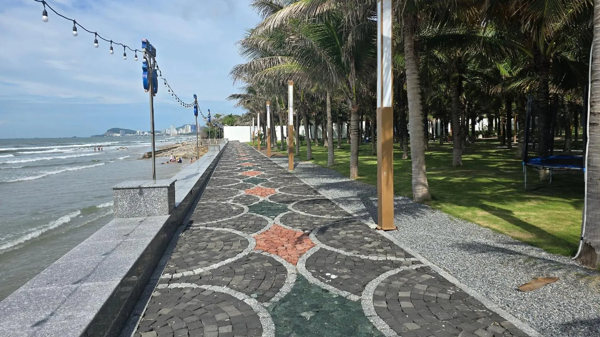 Villa Bien Vung Tau 093 - 273 -0109