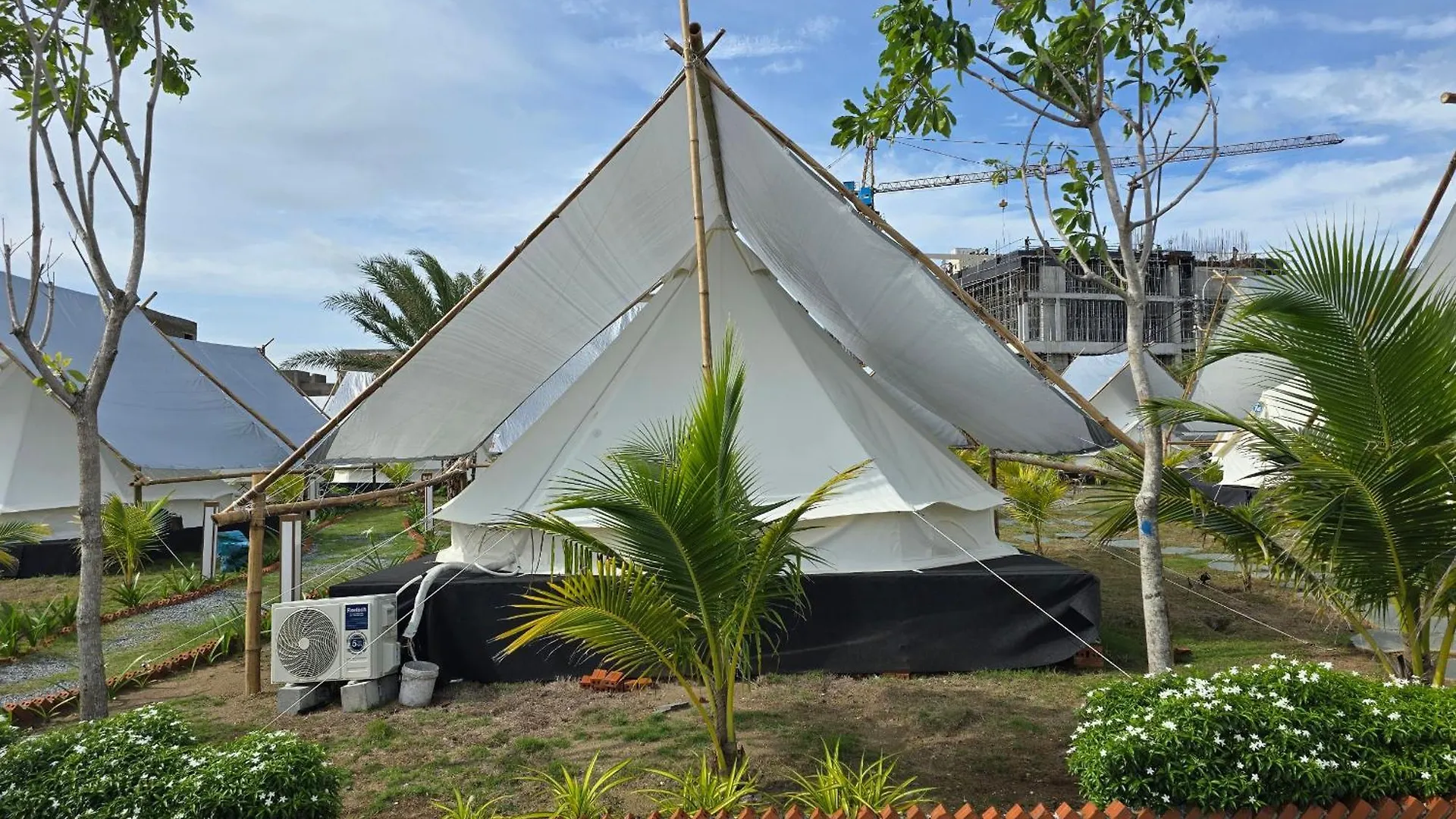 Villa Bien Vung Tau 093 - 273 -0109