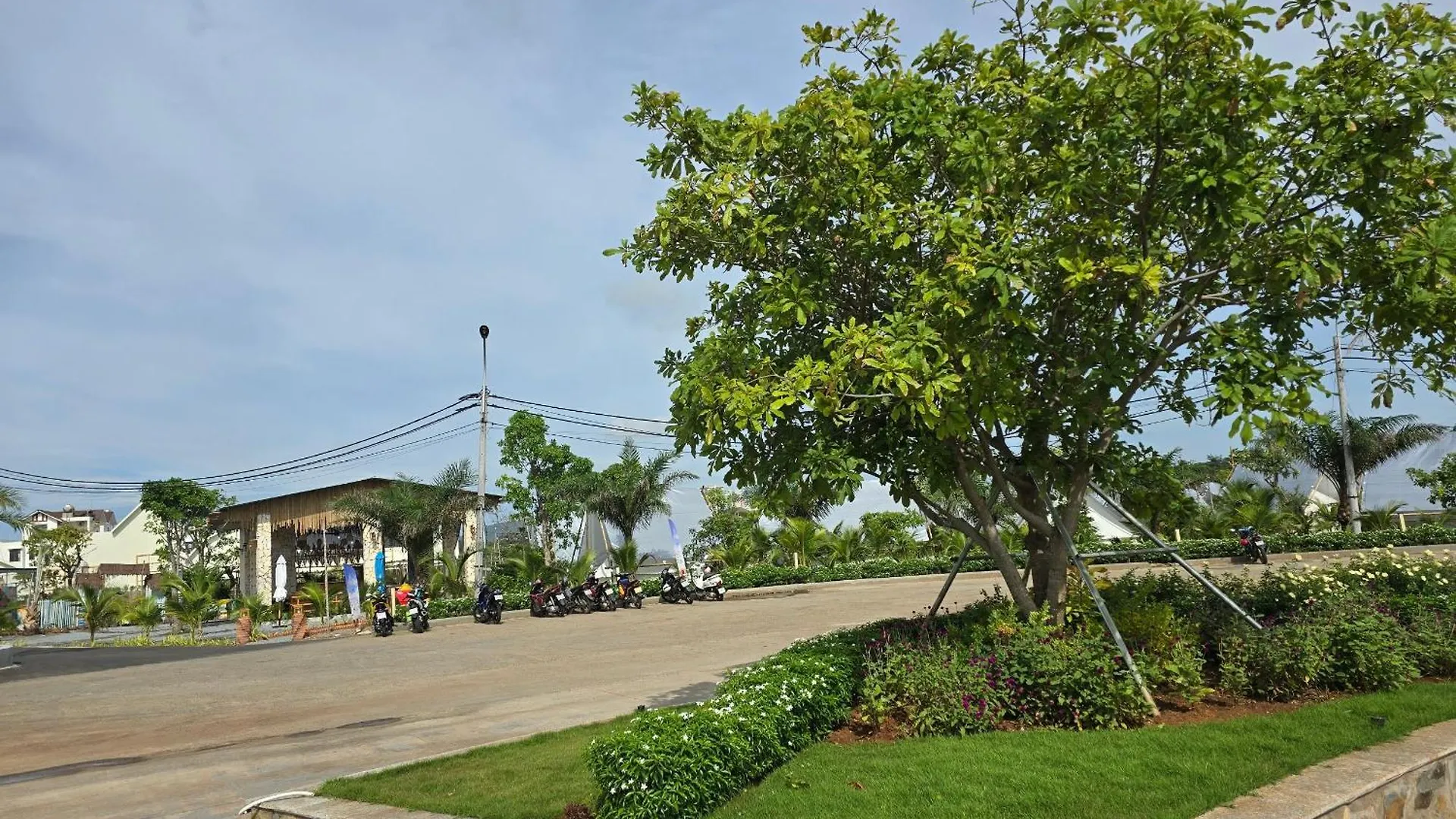 Apartment Villa Bien Vung Tau 093 - 273 -0109 Vietnam