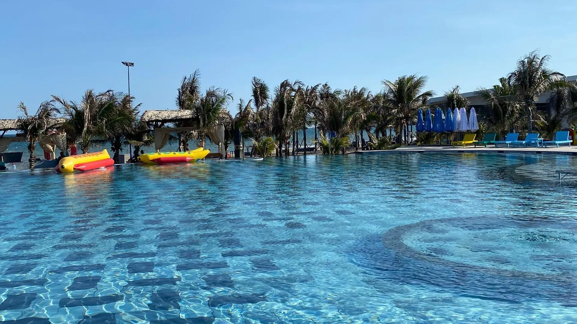 Villa Bien Vung Tau 093 - 273 -0109